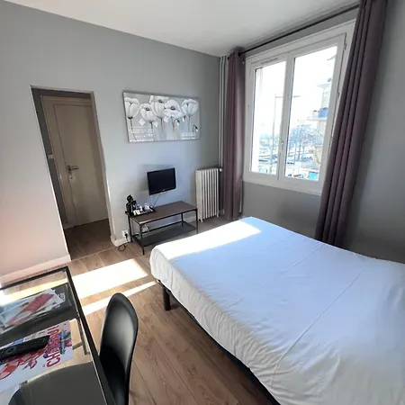 Hotel De L'univers Caen