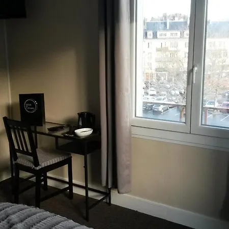 Hotel De L'univers Caen