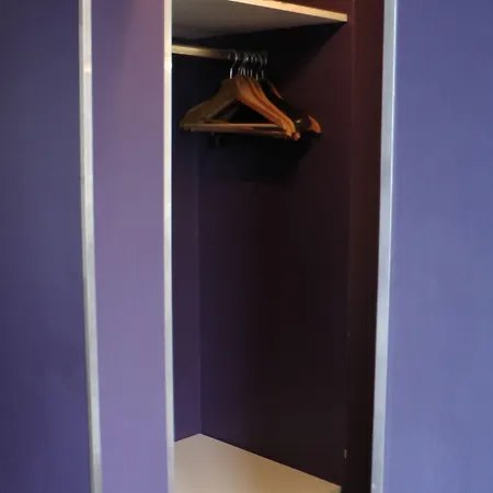 尤尼维斯酒店 酒店 凯恩