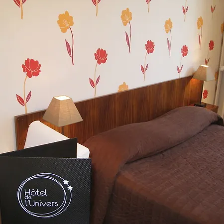 尤尼维斯酒店 2* 凯恩