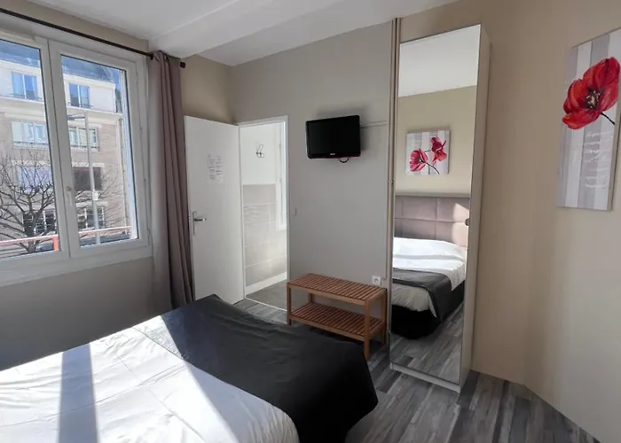 尤尼维斯酒店 酒店 凯恩