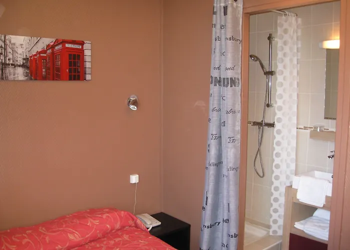 尤尼维斯酒店 酒店 凯恩