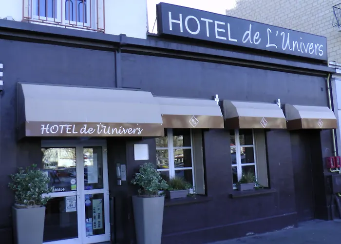 尤尼维斯酒店 2* 凯恩